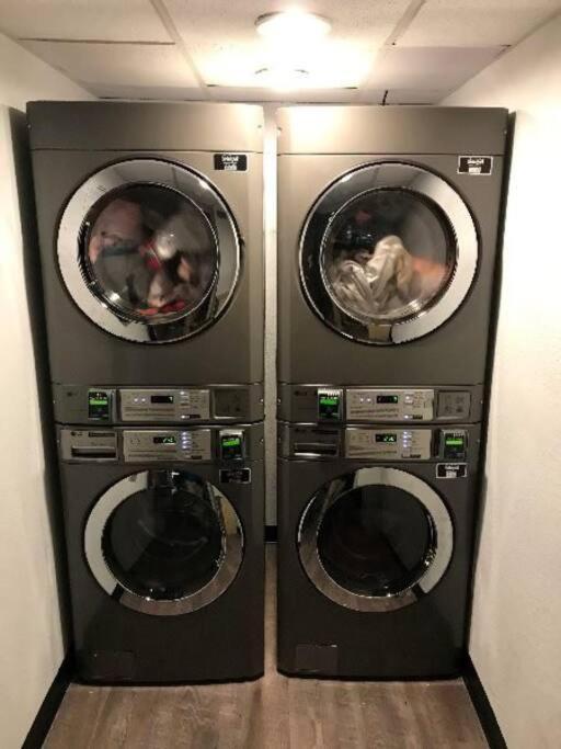 Universal Studios. Amazing 2 Bedroom Apartment! オーランド エクステリア 写真