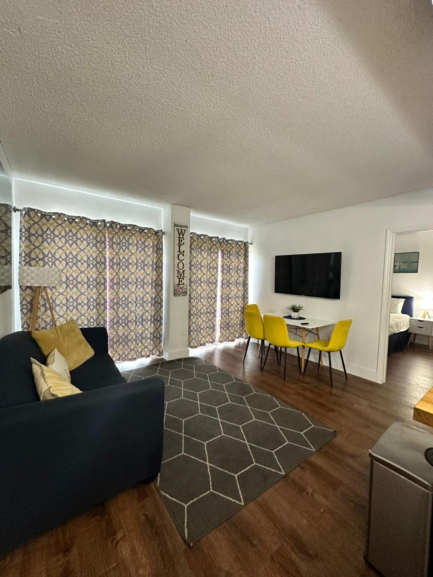 Universal Studios. Amazing 2 Bedroom Apartment! オーランド エクステリア 写真